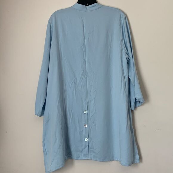 Soft Surroundings Sz L Devonias Tunic Top 3/4 Sleeve Blue Pockets Shell Buttons - Picture 5 of 6